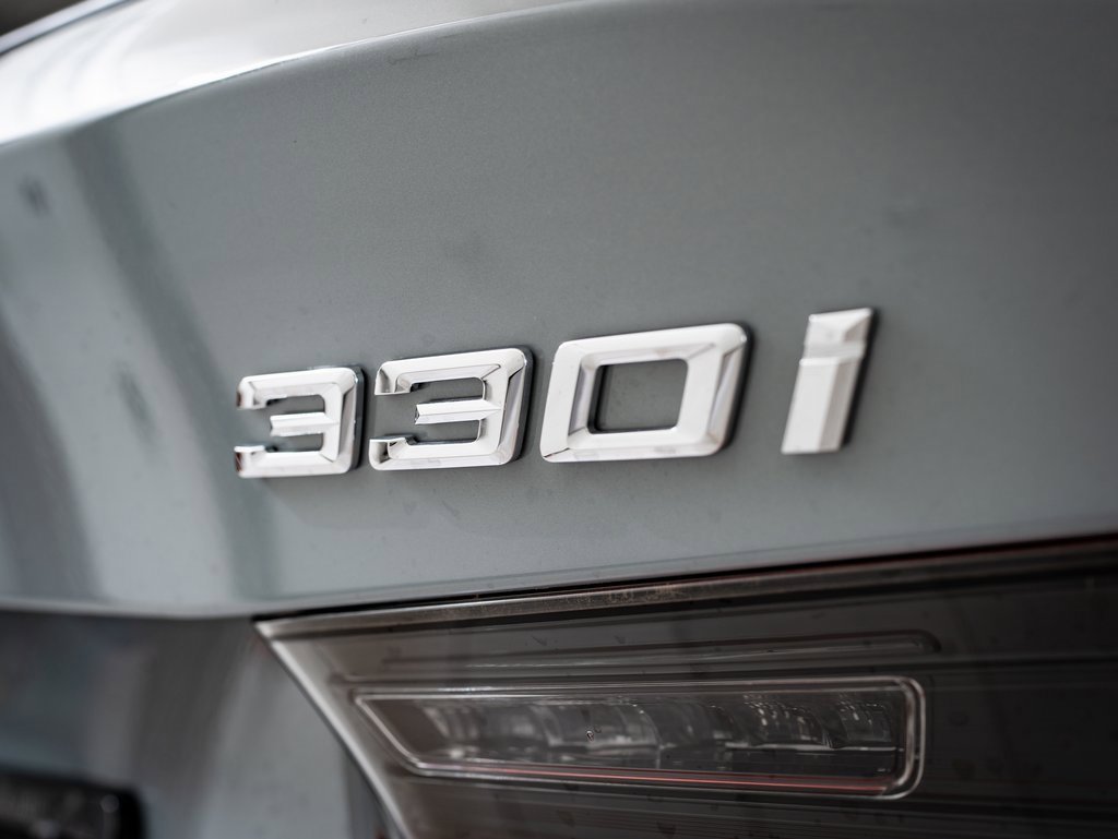 2025 Bmw 330i photo 9