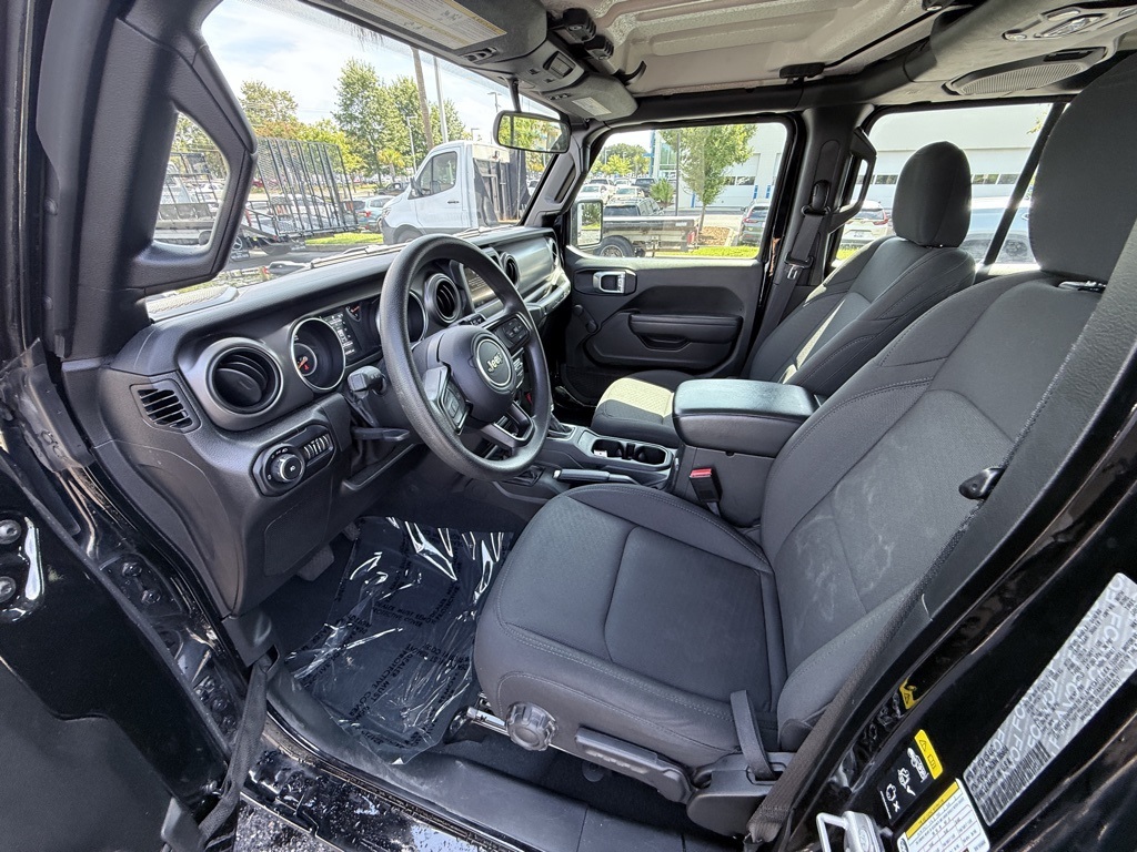 2022 Jeep Wrangler Unlimited Sport photo 36