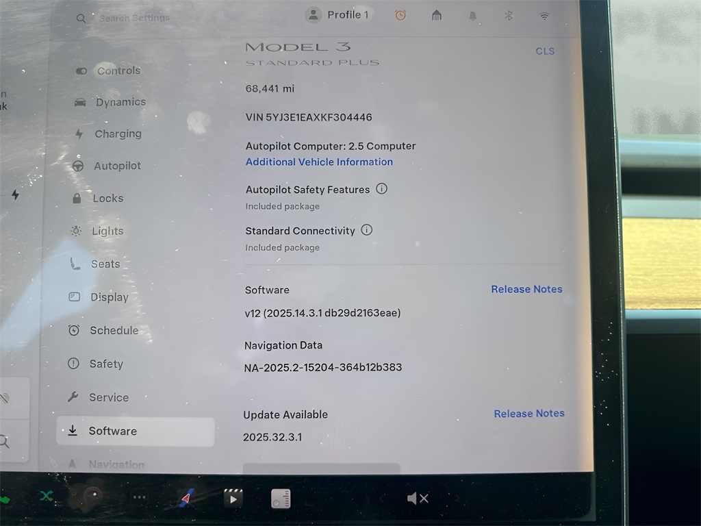 2019 Tesla Model 3 Standard Range Plus photo 22