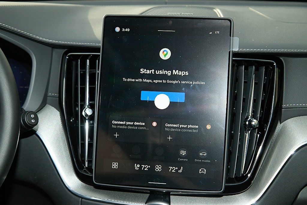 2026 VOLVO XC60 - Image 24