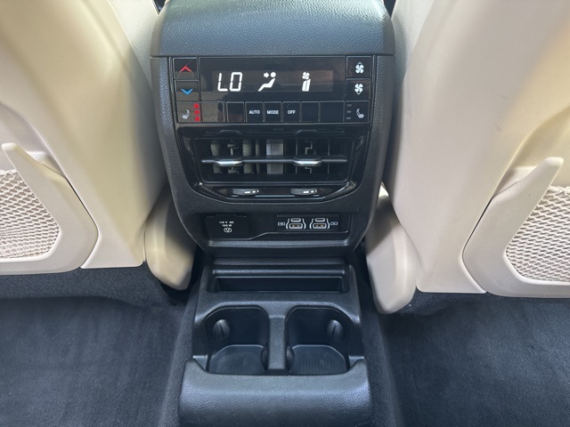 2021 Jeep Grand Cherokee Limited photo 4