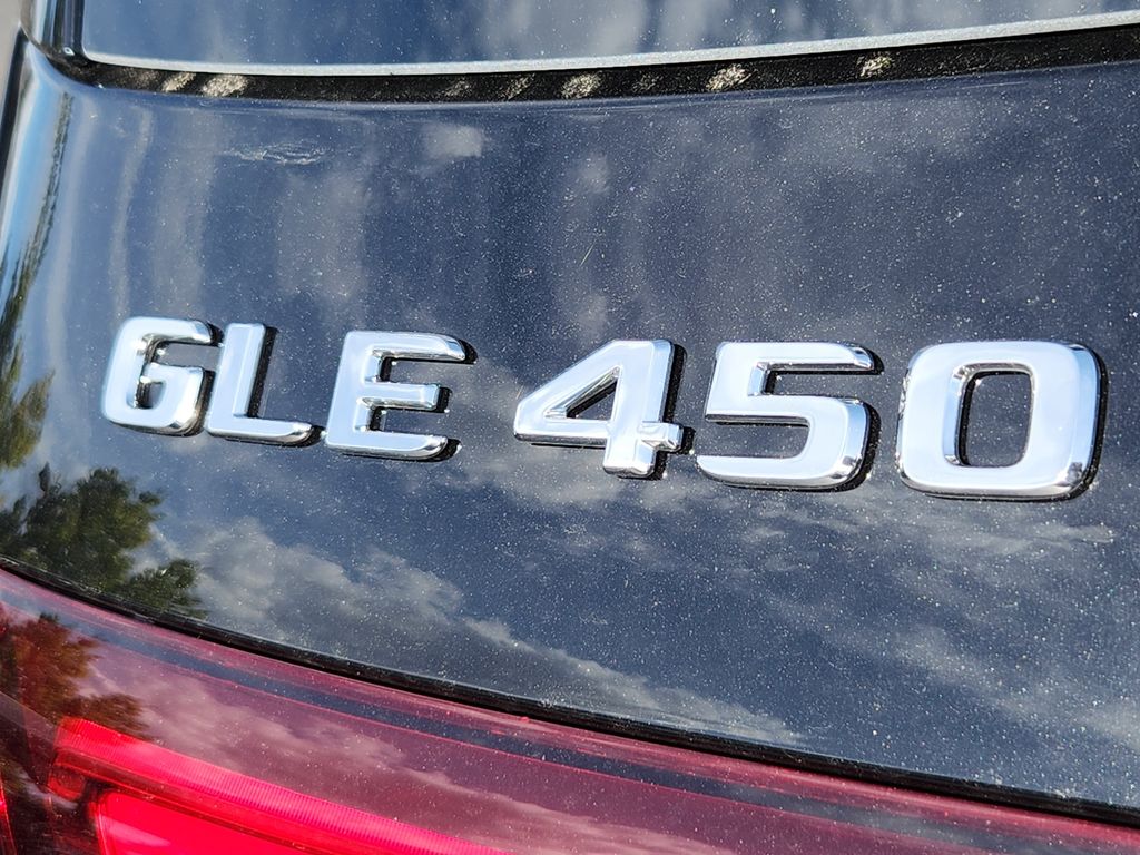 2026 Mercedes Benz GLE 450 4MATIC photo 4