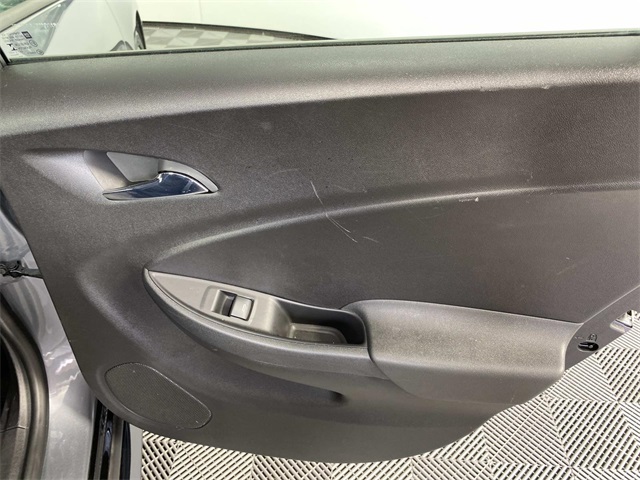 2018 Chevrolet Volt LT photo 23