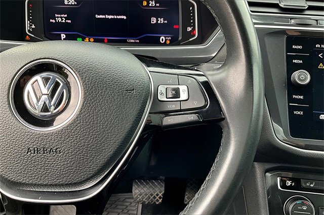 2020 Volkswagen Tiguan SE photo 16