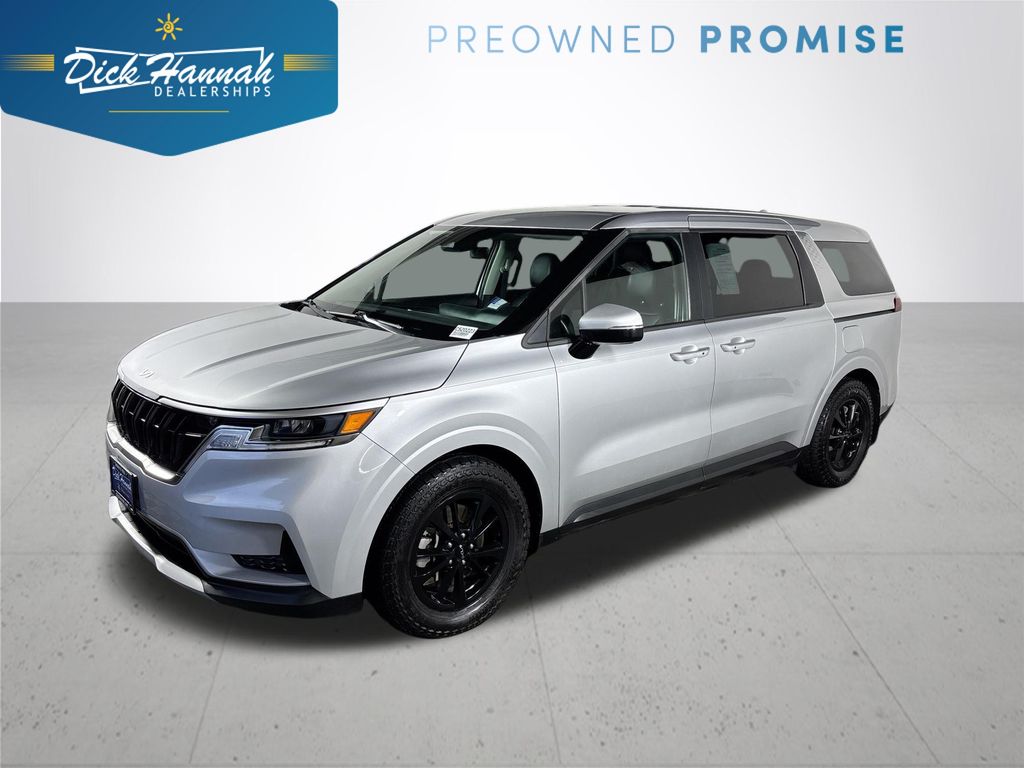 2023 Kia Carnival LX Seat Pkg's photo