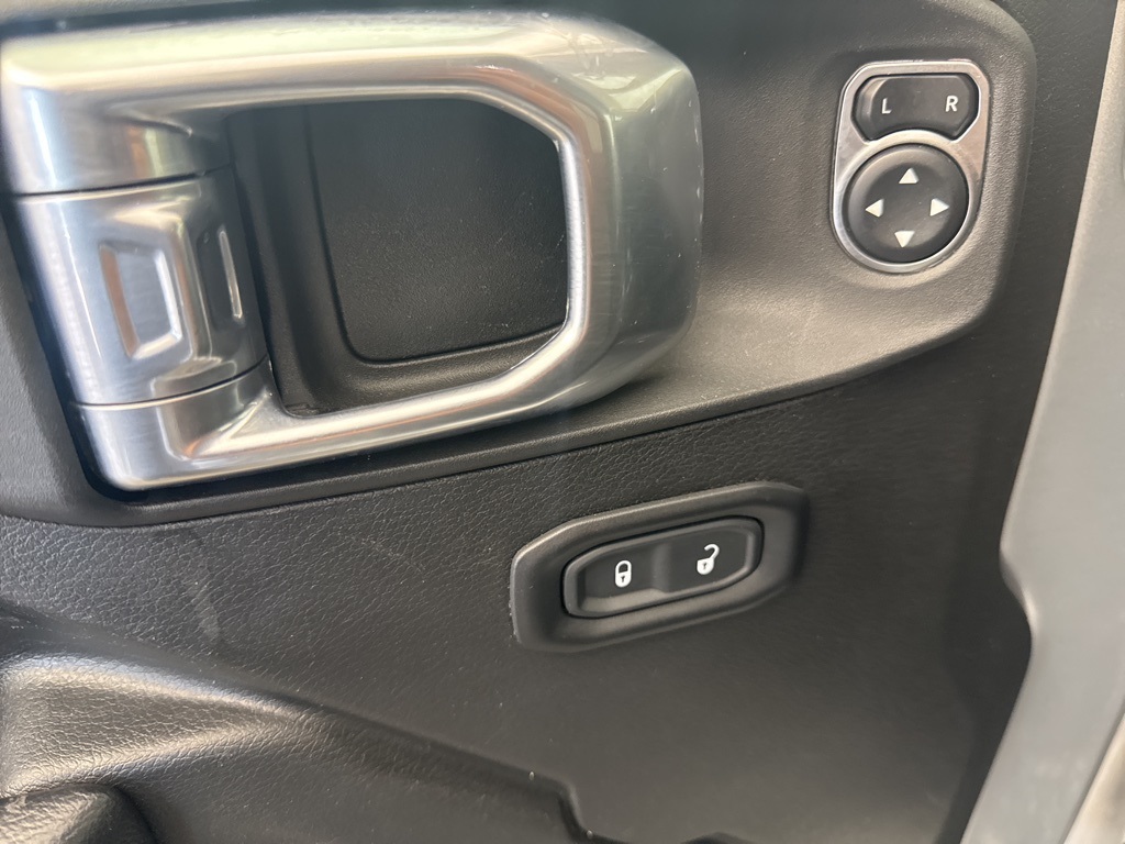 2023 Jeep Wrangler Willys 4xe photo 19