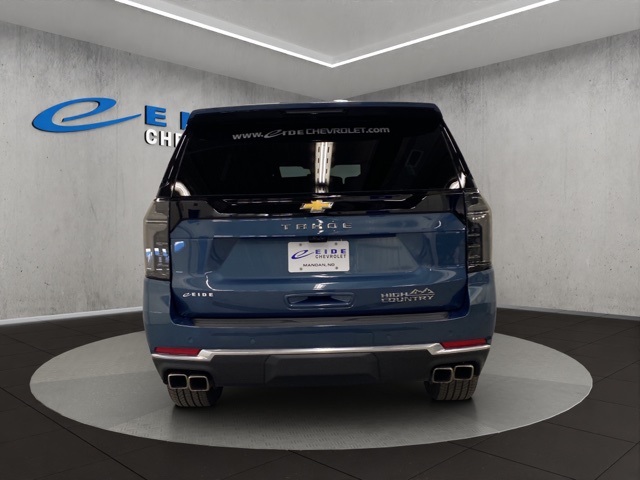 2025 Chevrolet Tahoe High Country photo 3