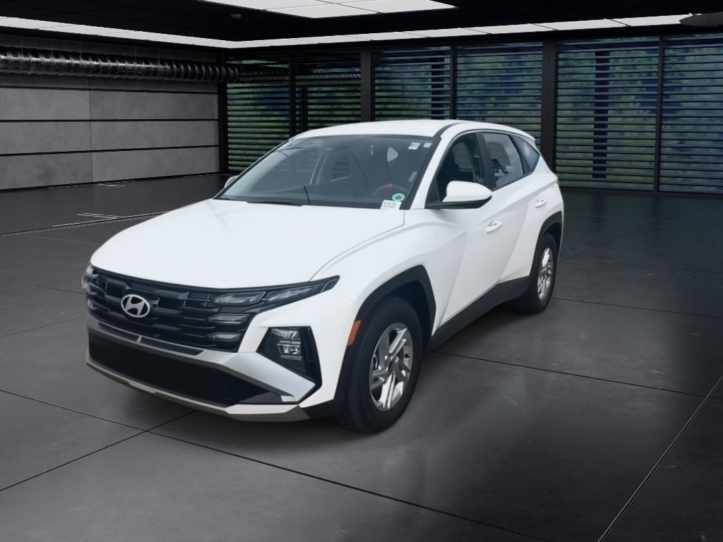 2025 Hyundai Tucson SE photo 4