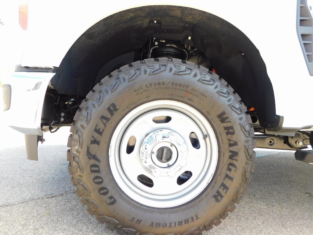 2025 Ford F-350 XL photo 12