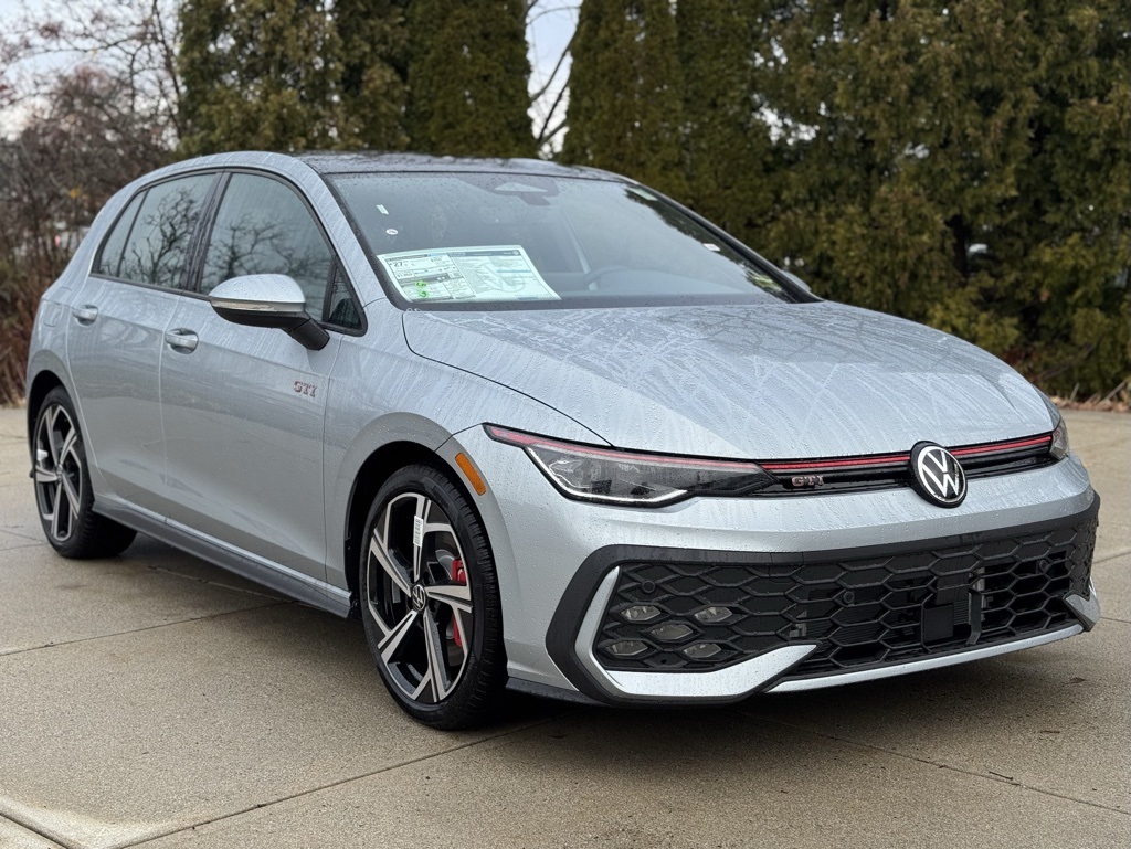2026 Volkswagen Golf GTI SE's photo