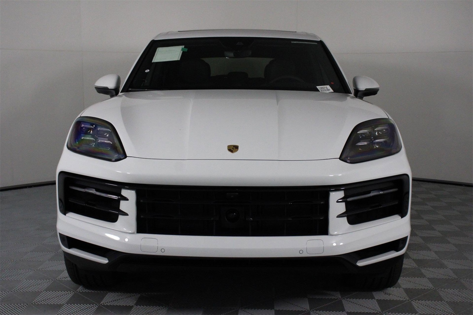 2025 Porsche Cayenne S photo 10