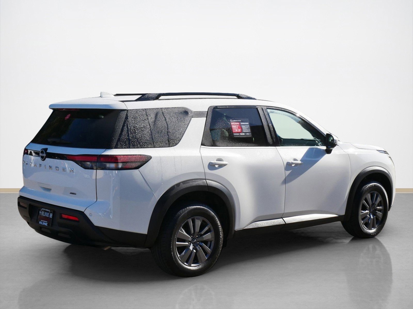2025 Nissan Pathfinder SV photo 3