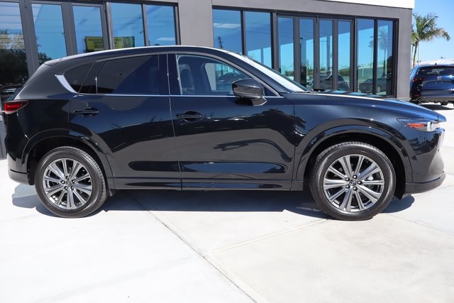 2025 Mazda CX-5 2.5 Turbo Signature photo 2