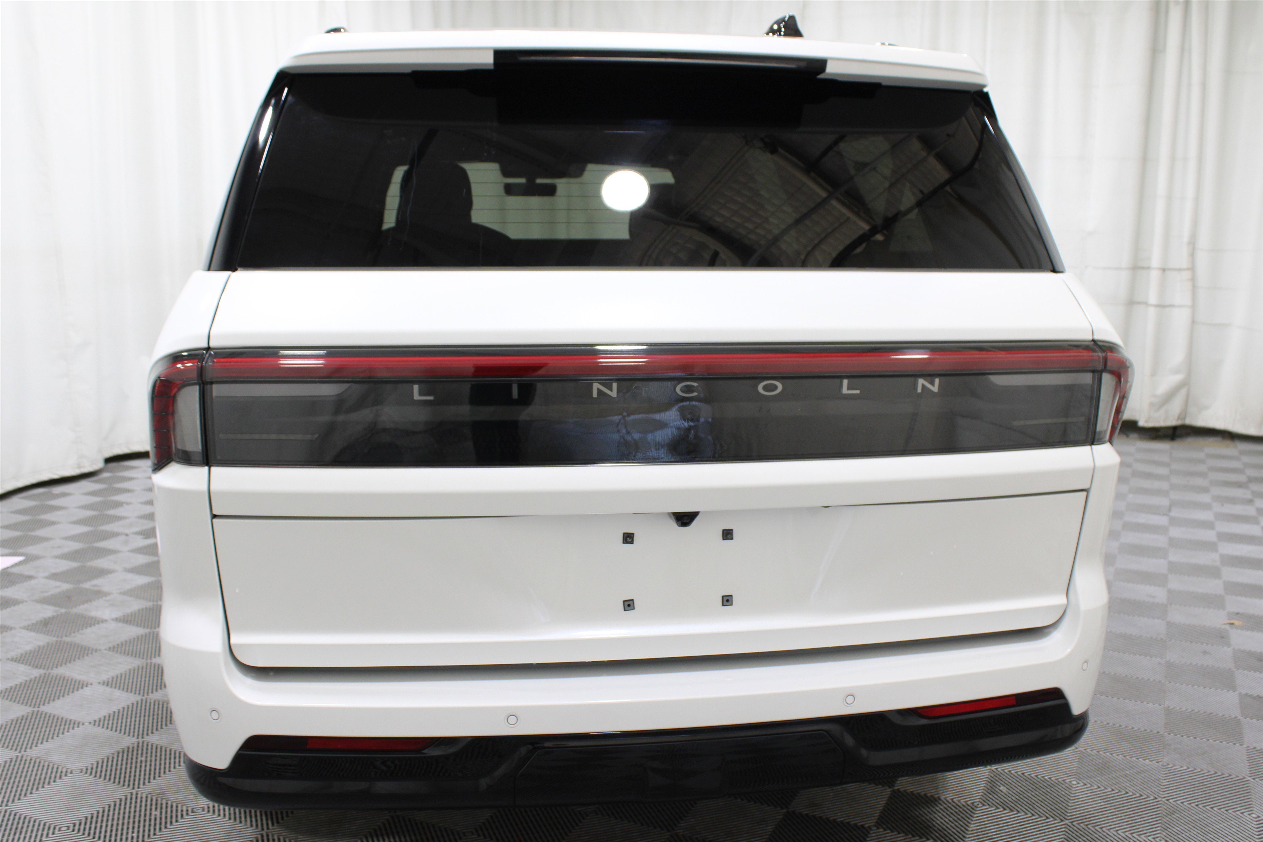 2025 Lincoln Navigator L Reserve photo 2