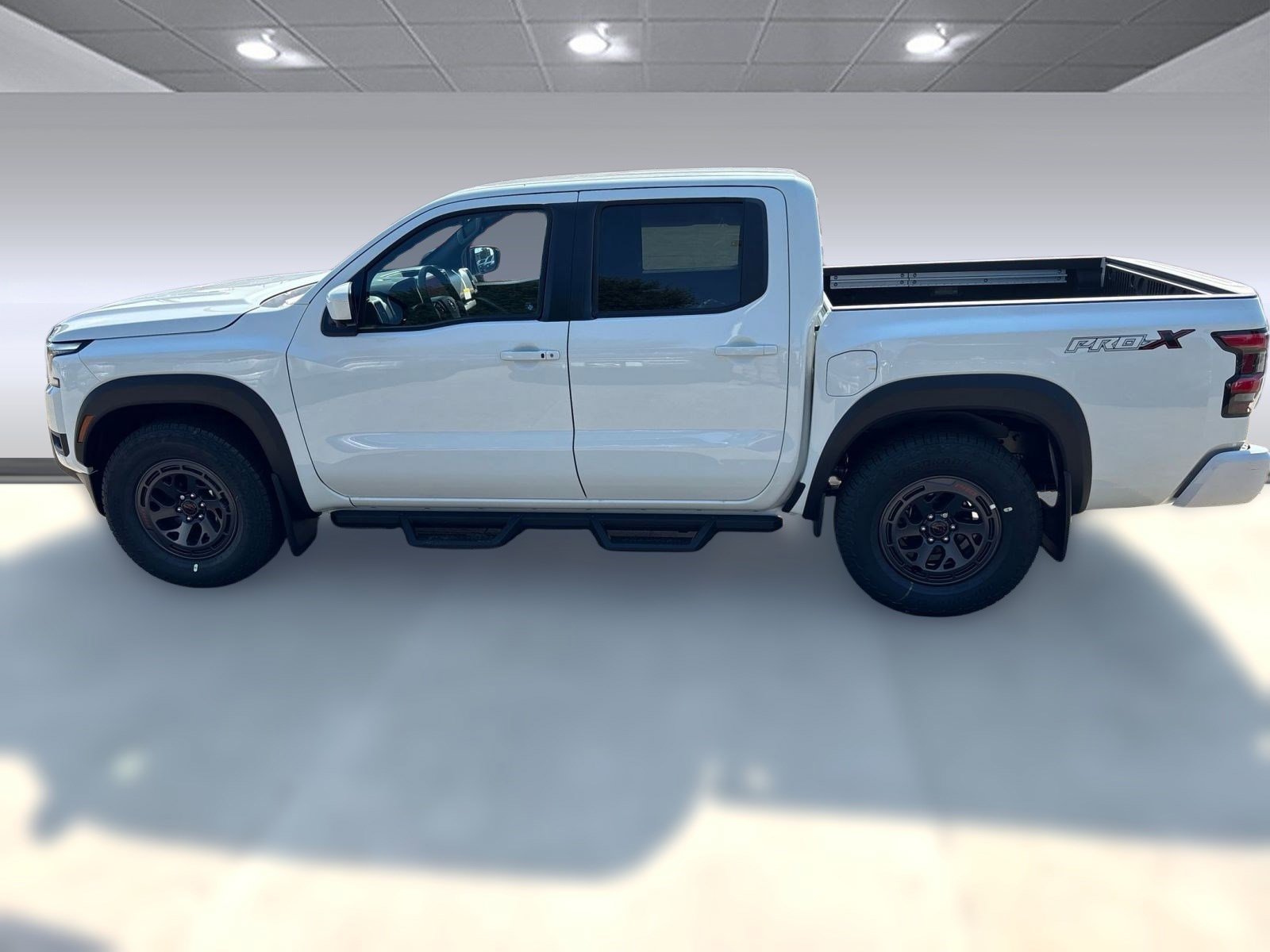 2026 Nissan Frontier Crew Cab PRO-X photo 2