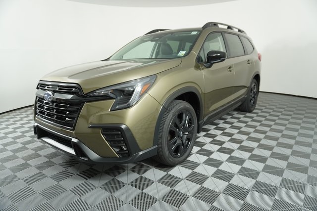 2025 Subaru Ascent Onyx Edition photo 3