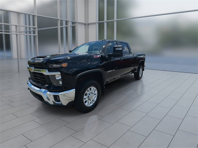 2025 Chevrolet Silverado 2500HD LT photo 4