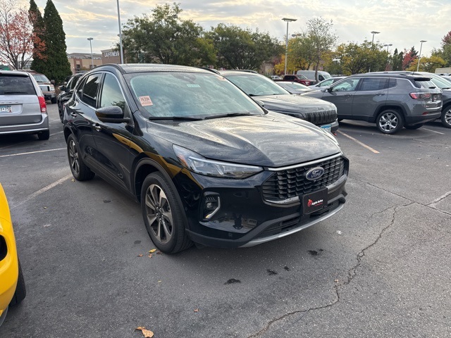Used 2023 Ford Escape Platinum with VIN 1FMCU9JA6PUA71313 for sale in Apple Valley, Minnesota