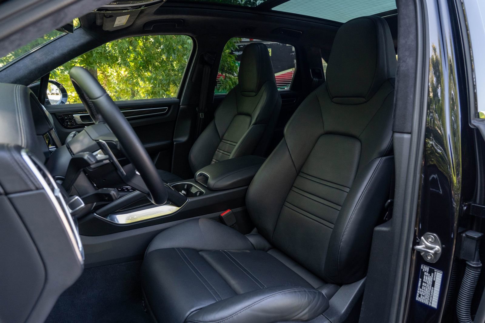 2020 Porsche Cayenne Turbo photo 5