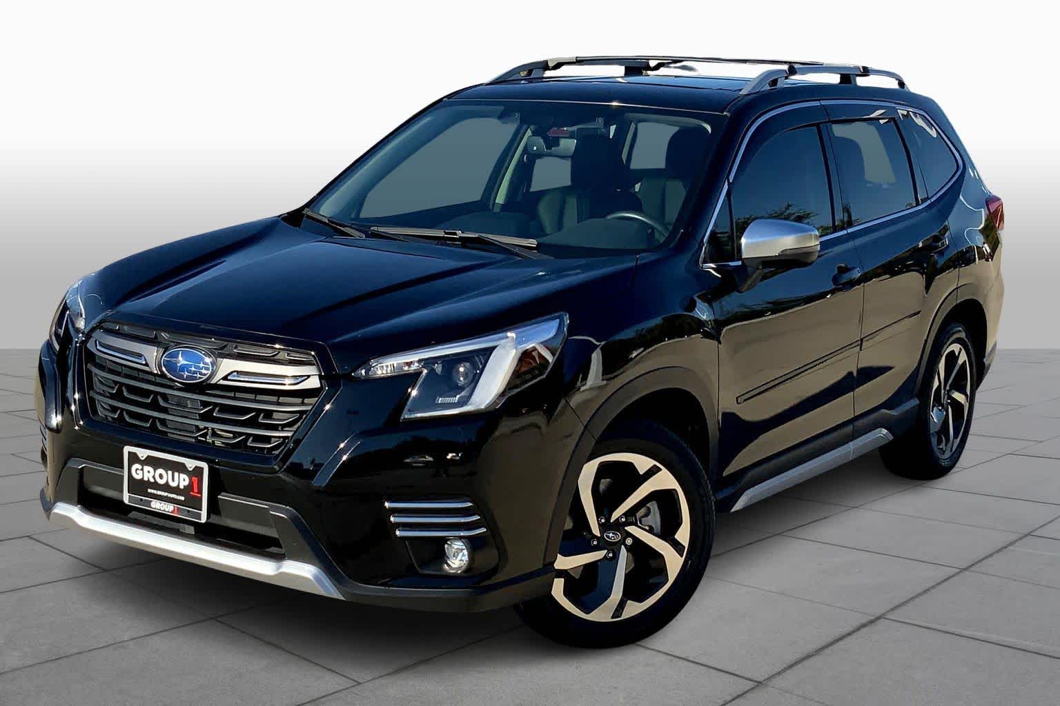 2023 Subaru Forester Touring's photo