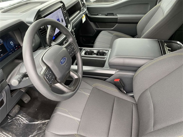 2025 Ford F-150 STX photo 9