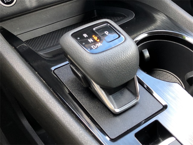 2023 Nissan Rogue SV photo 25