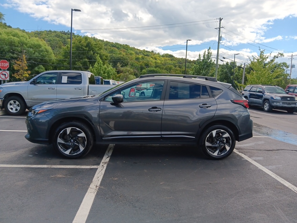 2025 Subaru Crosstrek Limited photo 2