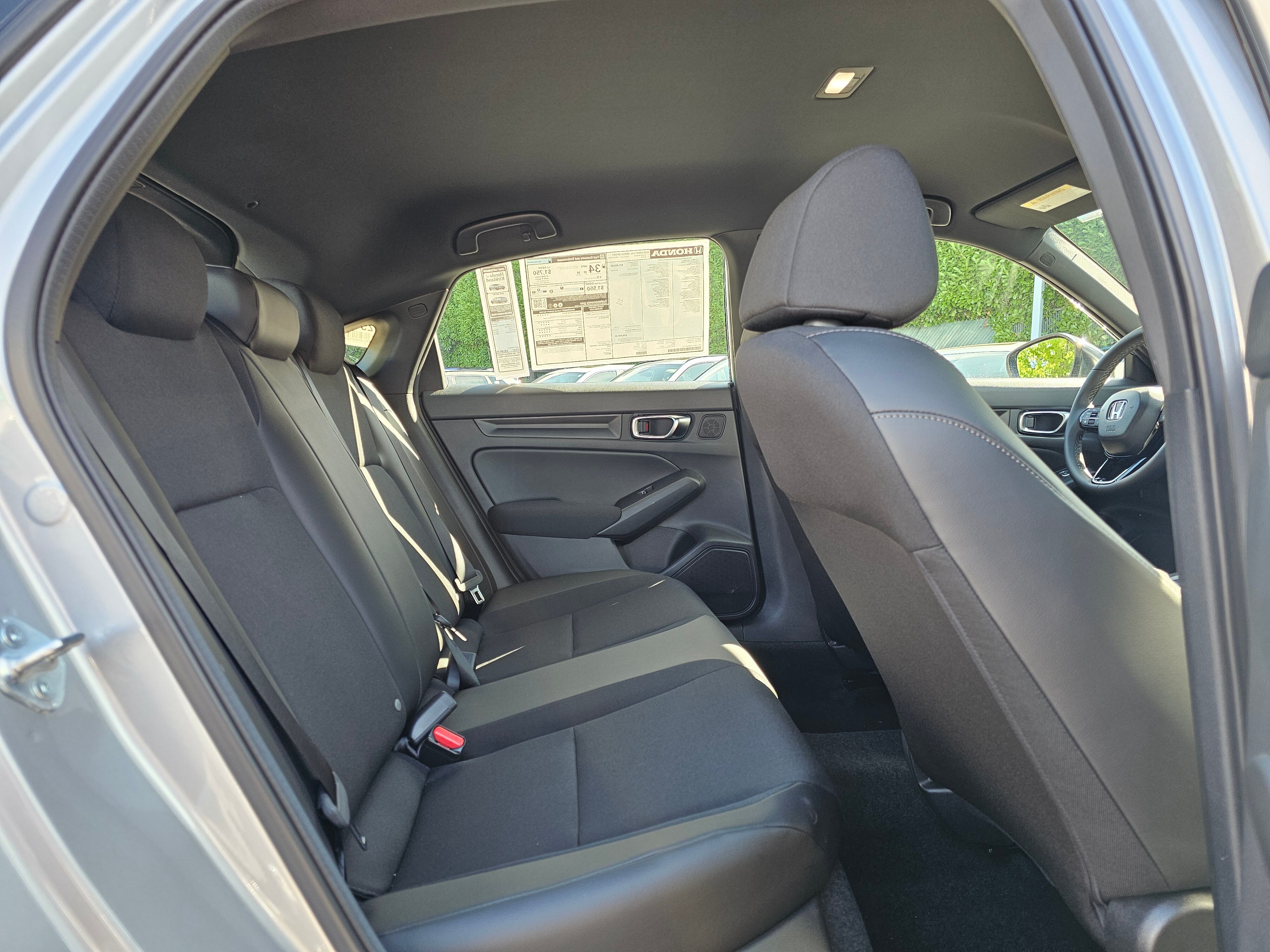 2025 Honda Civic Sport photo 4