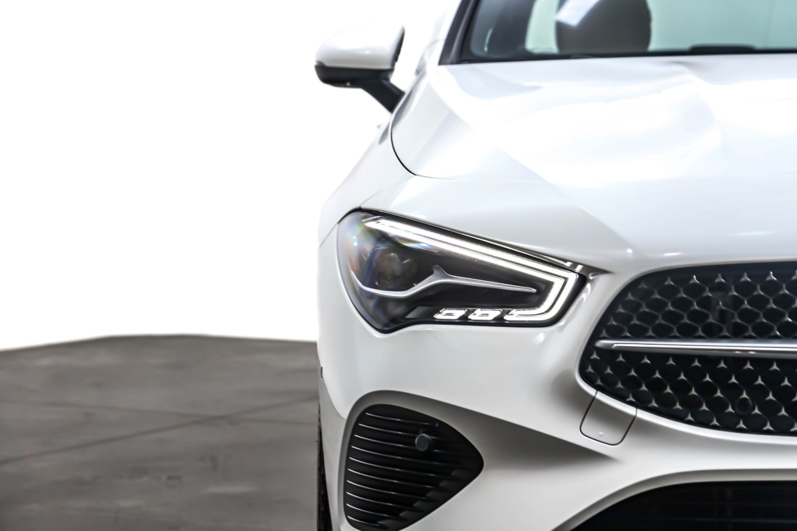 2025 Mercedes Benz CLA 250 photo 14