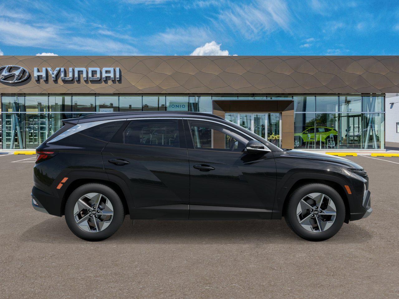 2026 Hyundai Tucson SEL photo 5