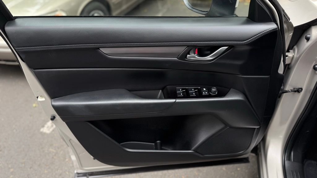 2024 Mazda CX-5 2.5 Select photo 11