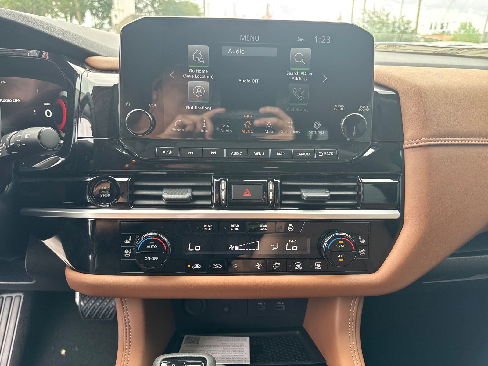 2025 Nissan Pathfinder Platinum photo 20