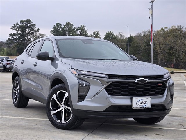 2024 Chevrolet Trax RS's photo