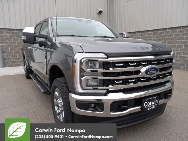 2026 Ford F-350 Super Duty Lariat's photo
