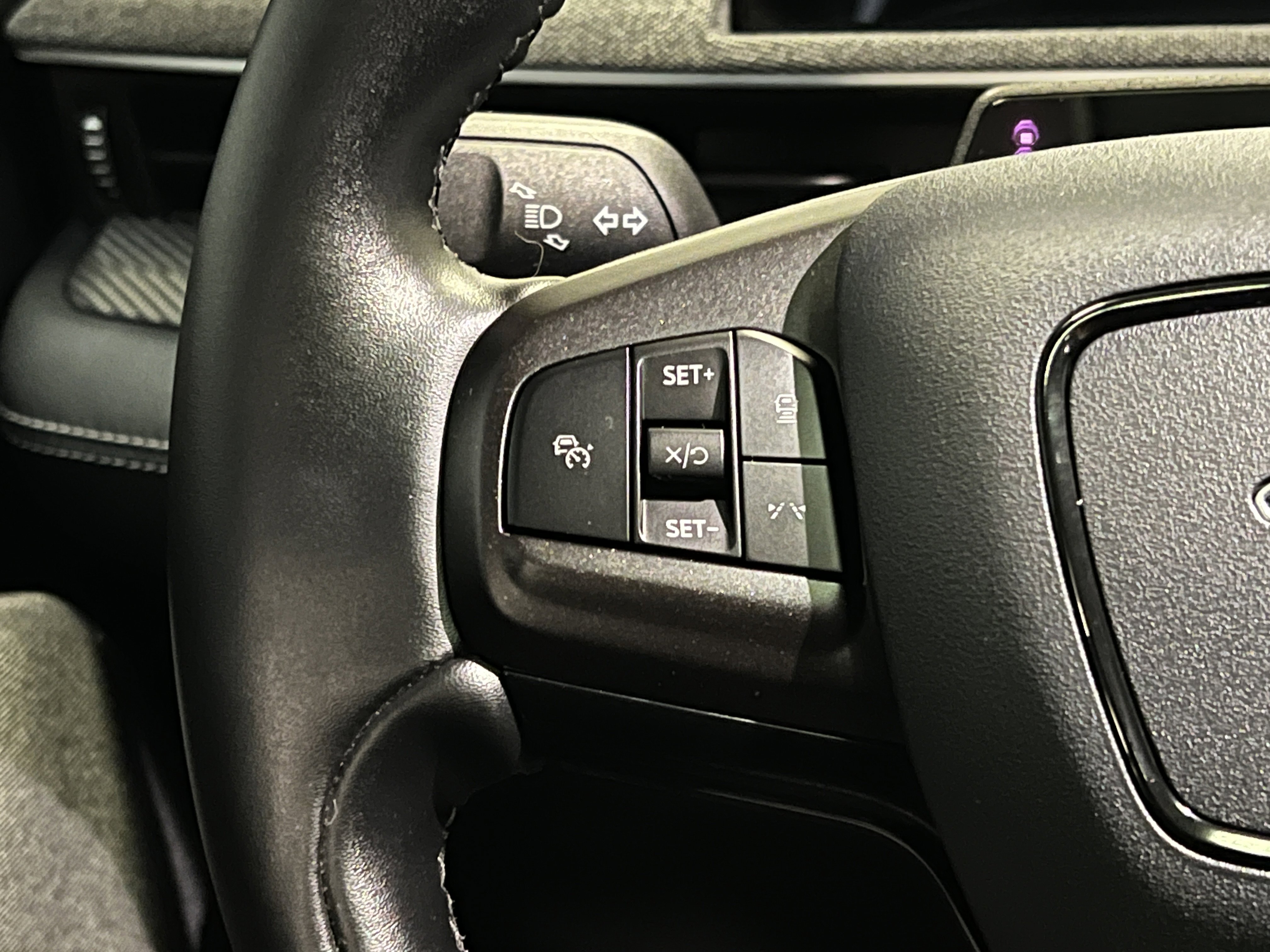 2024 Ford Mustang Mach-E Premium photo 9