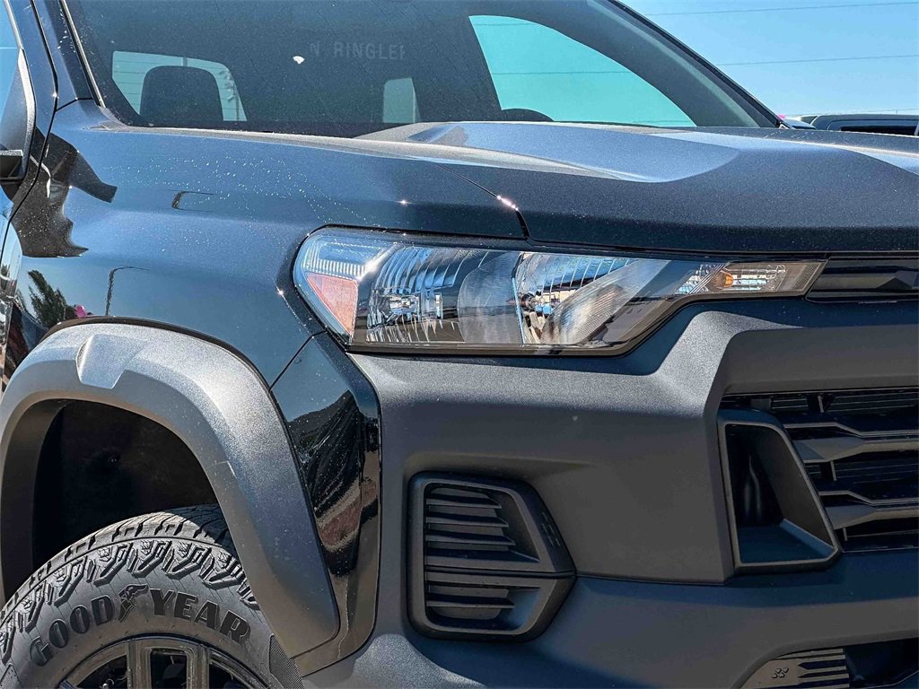 2026 Chevrolet Colorado Trail Boss photo 4