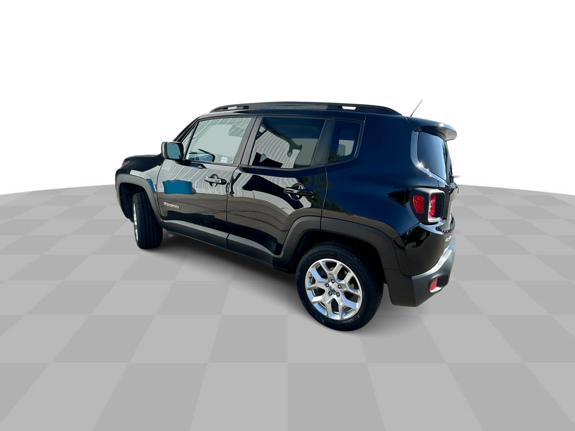2016 Jeep Renegade Latitude North Edition photo 4