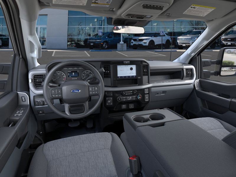 2026 Ford F-350 XL photo 9