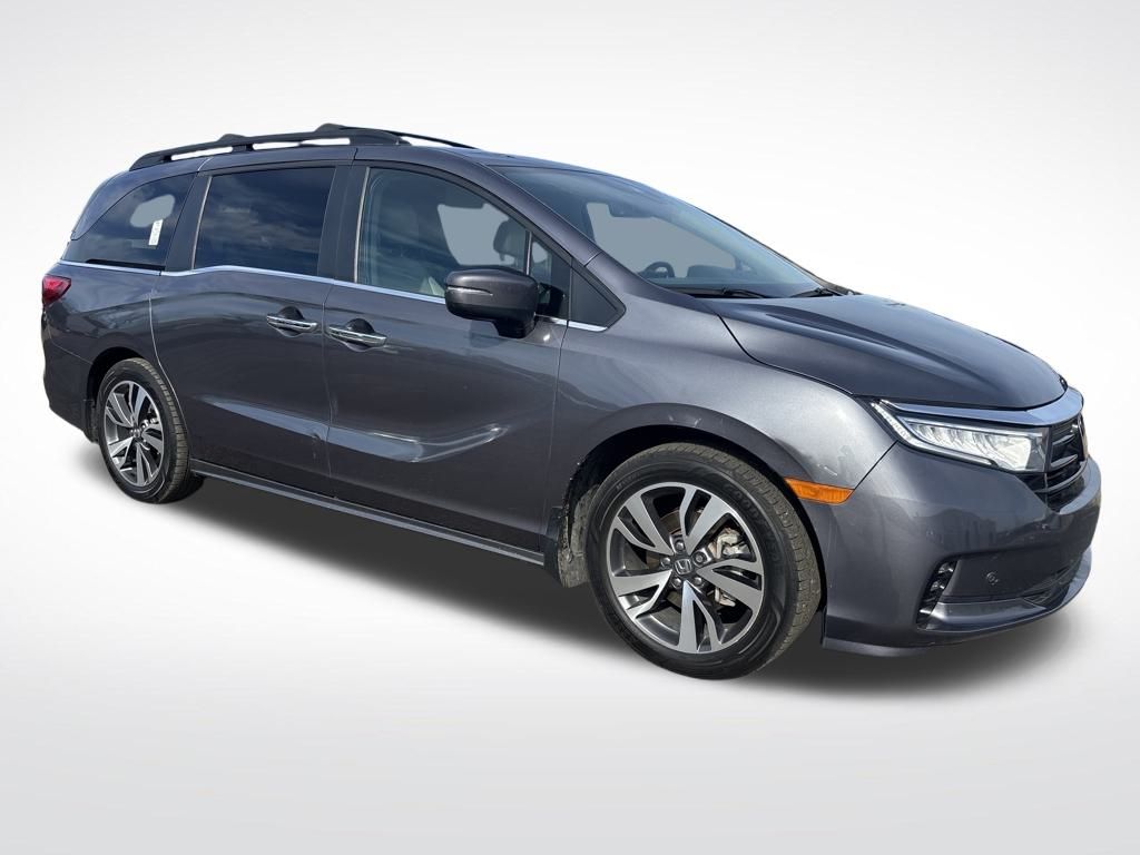 2022 Honda Odyssey Touring's photo