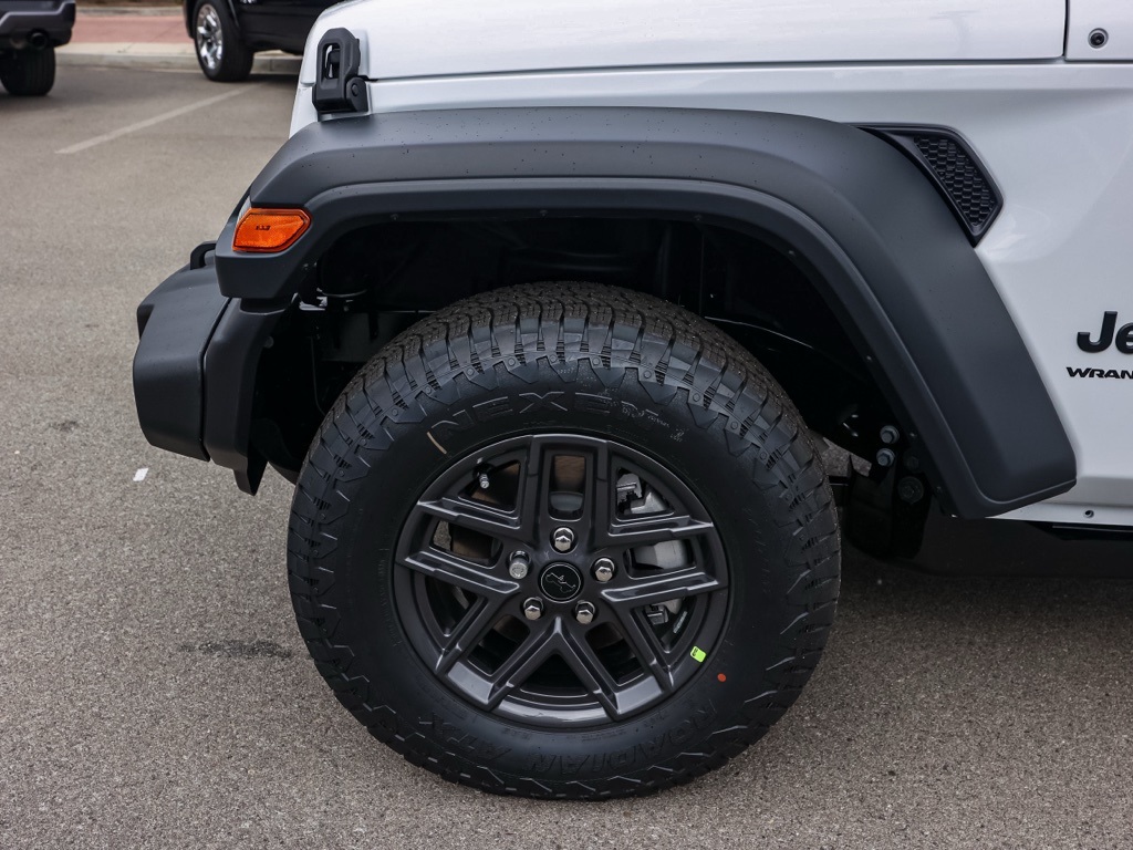 New 2026 Bright White Clear-Coat Exterior Paint Jeep Sport S image 10