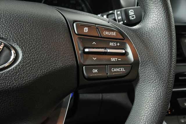 2020 Hyundai Elantra GT Base photo 11