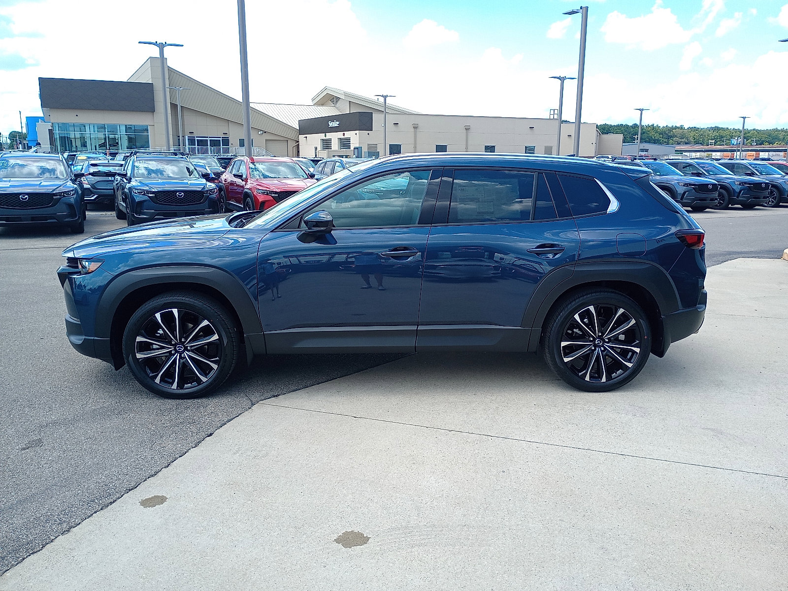 2025 Mazda CX-50 2.5 Premium Plus photo 4
