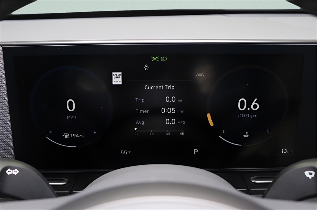 2025 Hyundai Kona SEL photo 9