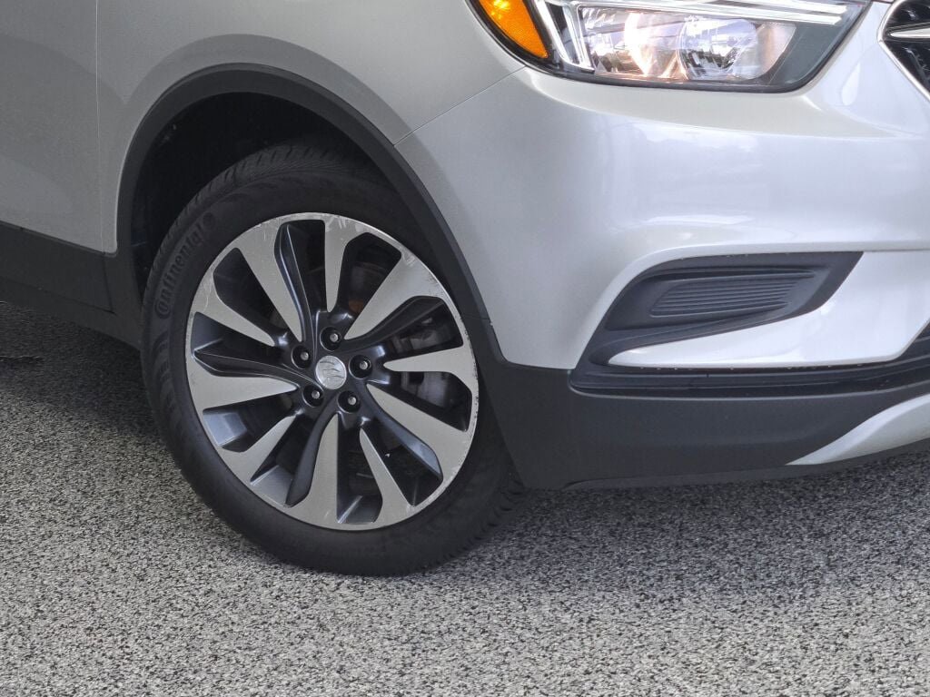 2022 Buick Encore Preferred photo 3