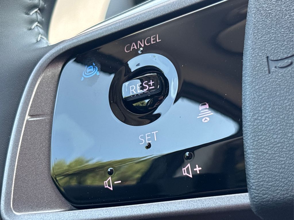 2025 Nissan Murano SL photo 30