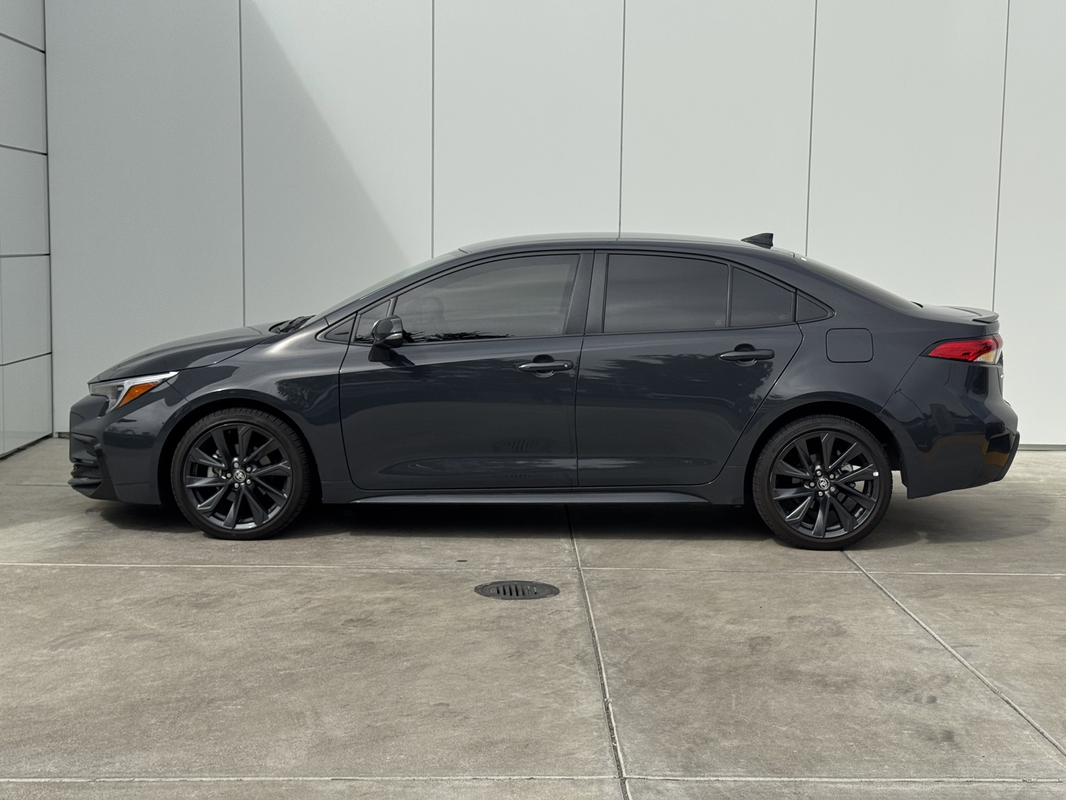 2024 Toyota Corolla SE photo 4