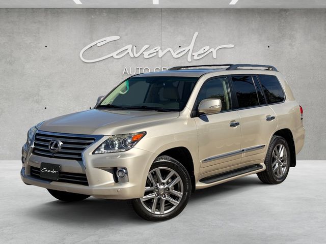 2014 Lexus LX Base's photo