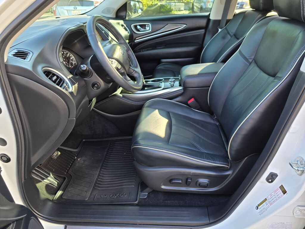 2020 Infiniti QX60 Luxe photo 19