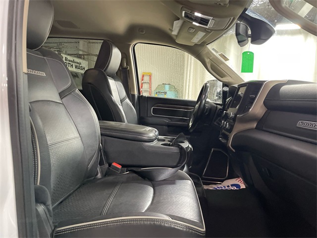 2021 Ram 3500 Laramie photo 23