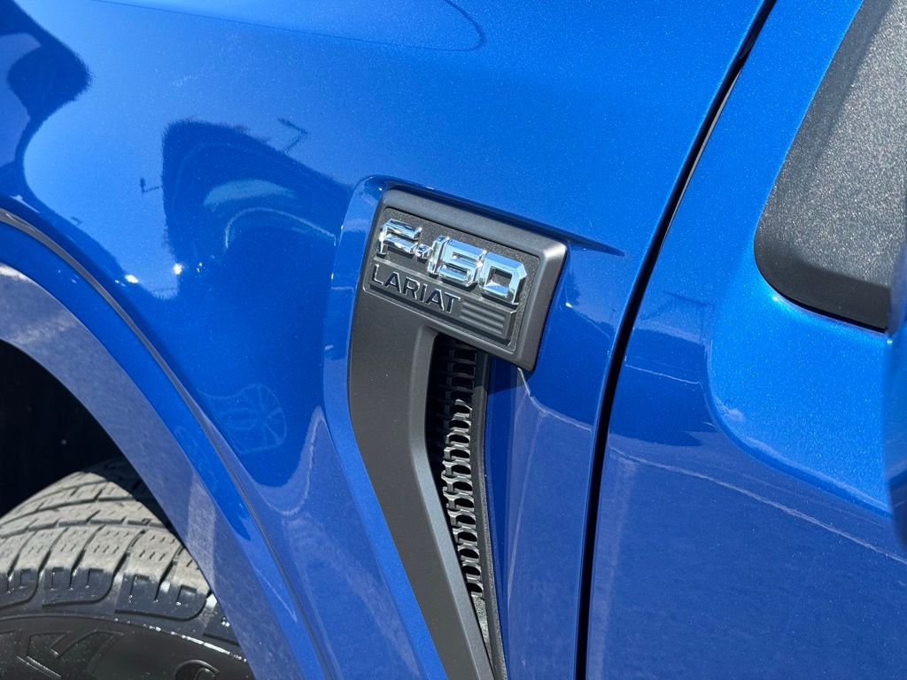 2022 Ford F-150 Lariat photo 4